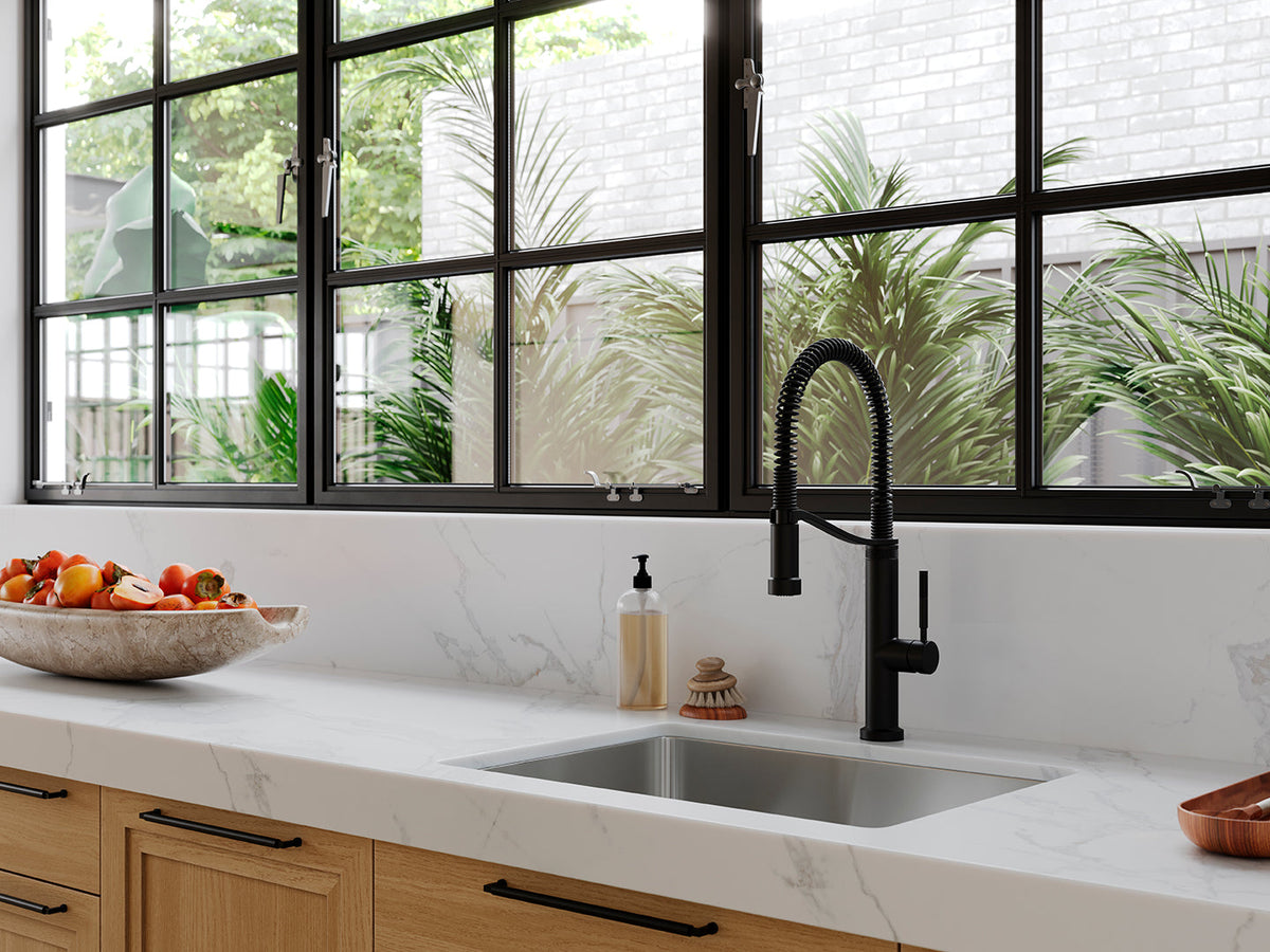 Pull-Down & Pull-Out Kitchen Faucets | JSL Hardware Canada — JSL Interiors