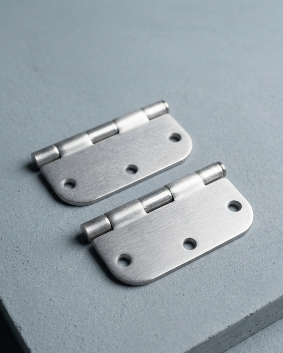3.5 inch satin chrome door hinges pair with 5/8 inch radius corner