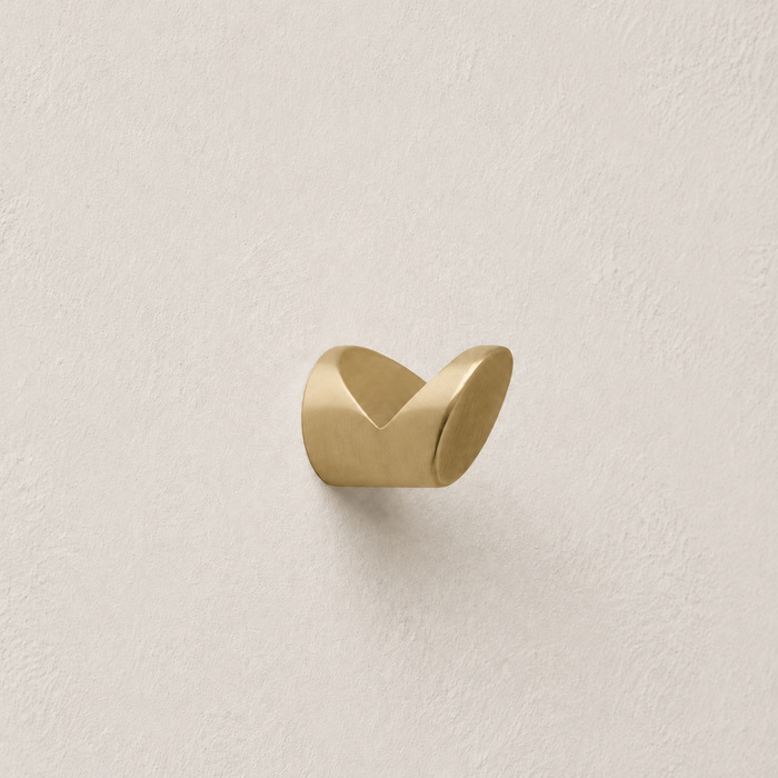 CBH 80 Sculpted V-Edge Coat Hook